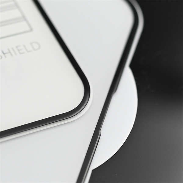 verre trempé 5D pour iPhone 13.jpg
