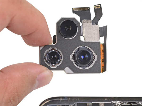 iPhone 13 pro 13 pro Max kamera reparatur.jpg