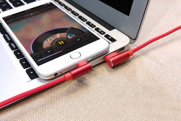 Elbow iPhone USB data cable.jpg