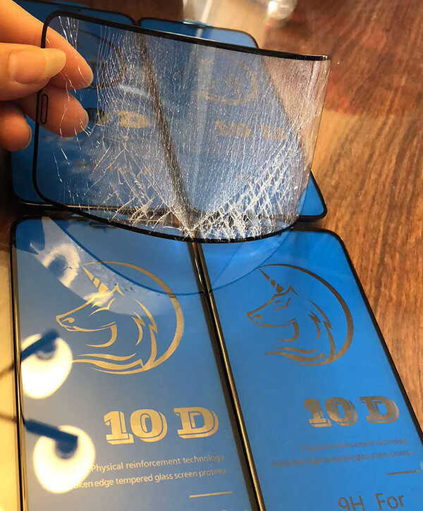 couverture complète 10D verre trempé pour iPhone 12.jpg