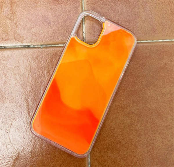 Phone 13 florescent neon sand case.jpg Phone 13 florescent neon sand case.jpg