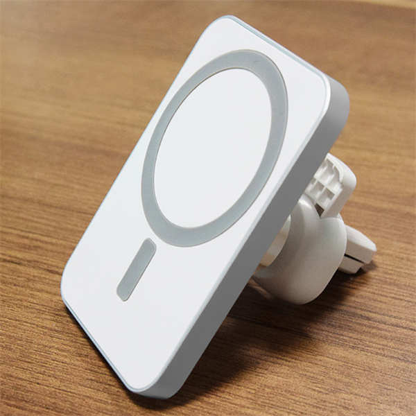 Car Vent Mount Pro Magsafe Wireless Charger.jpg