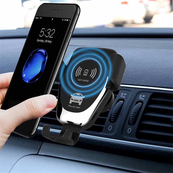 R10 car mount magSafe wireless charger.jpg