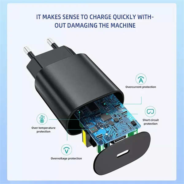 Samsung Note 20 45W USB charger.jpg
